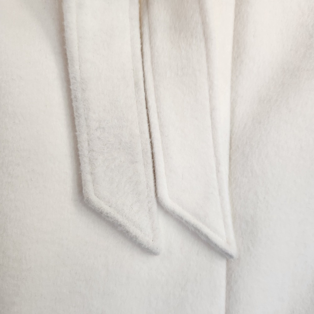 VALENTINO $6,900 Ivory Virgin Wool Silk Belted Long Coat Gold V Pockets size 38 - Picture 11 of 16